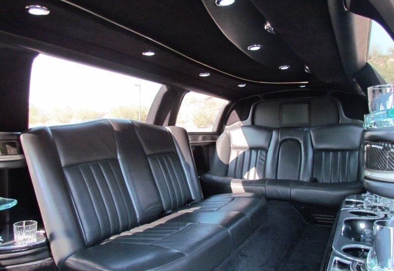 Limointeriortowncar E1692826223364